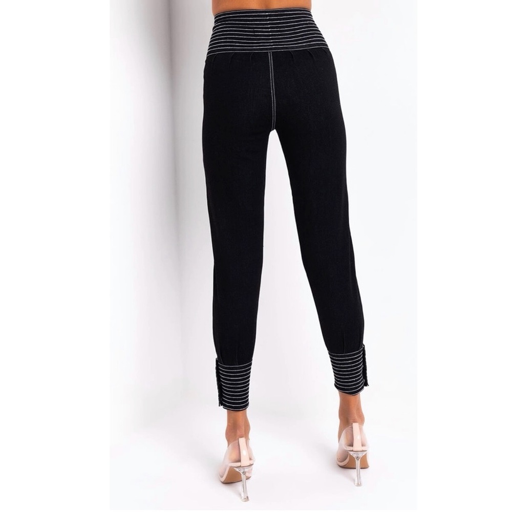Curvy Skinny Jeans - Picture 4 of 10